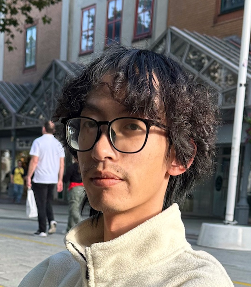 photo of linqi zhao